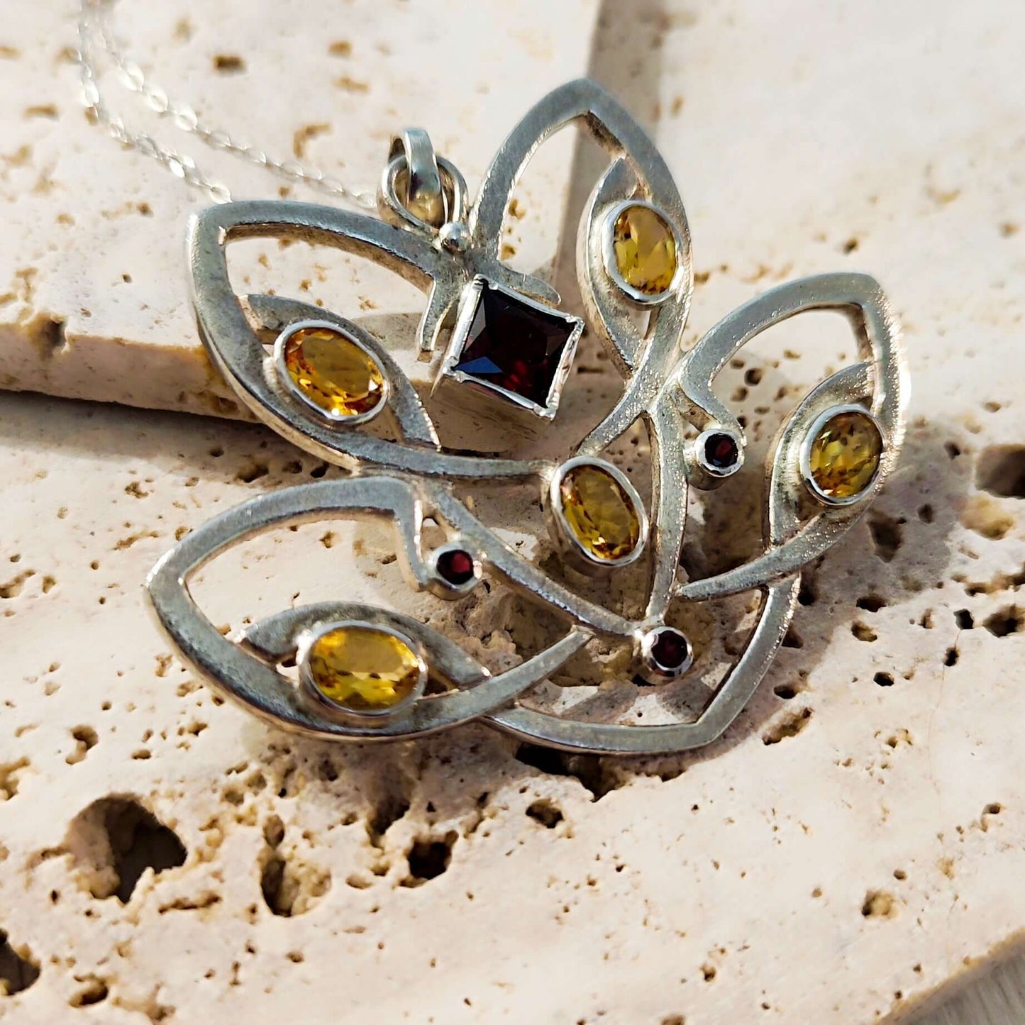 Pendentif Lotus
