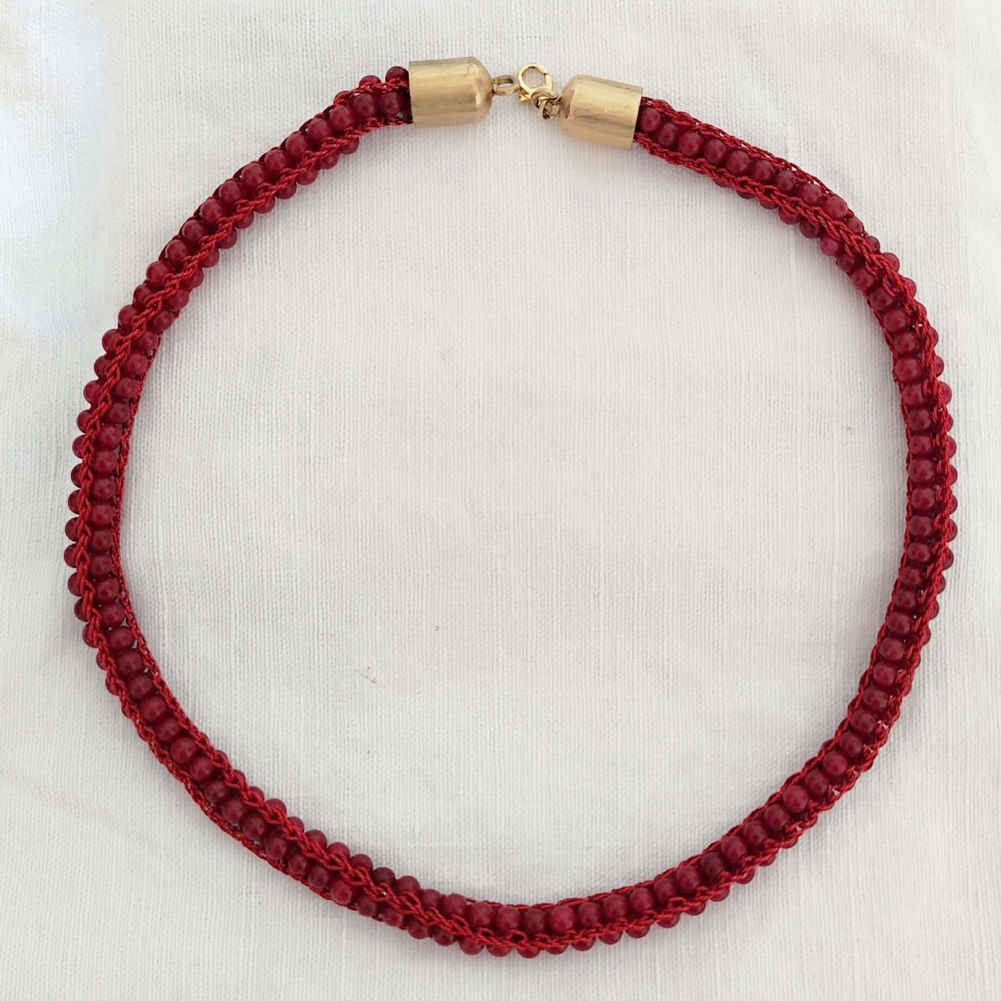 Collier de jade rubellite