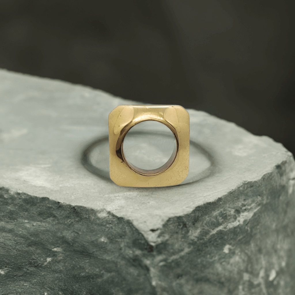 Anello in bronzo Square con pietra naturale granato rosso made in italy - Milady Gioielli